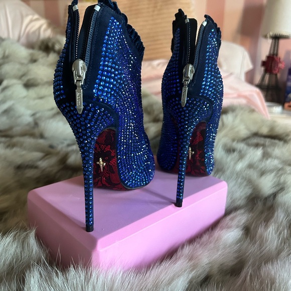 Cesare Paciotti Blue and Red Studded Heeled Boots - Picture 3 of 9